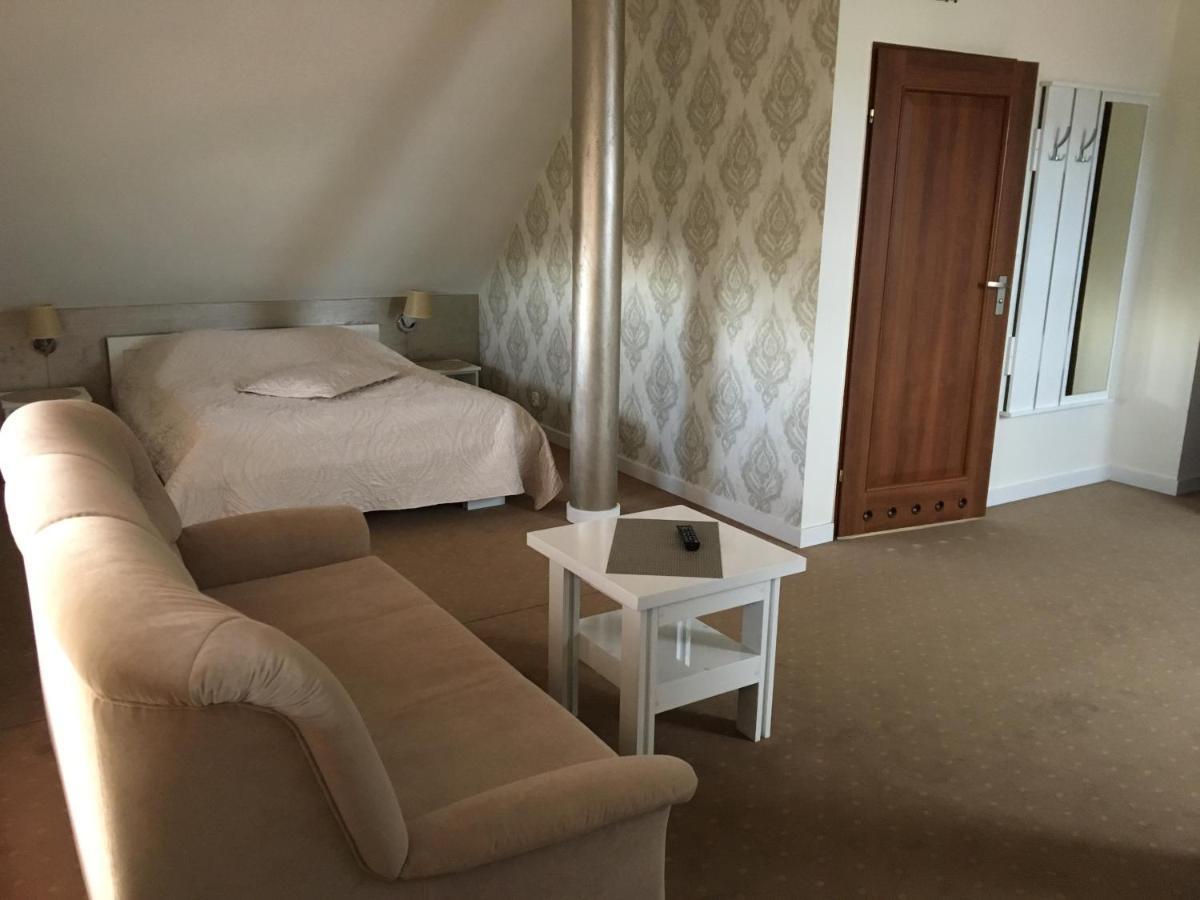 Hotel Magnolia Sitkowka-Nowiny Екстериор снимка